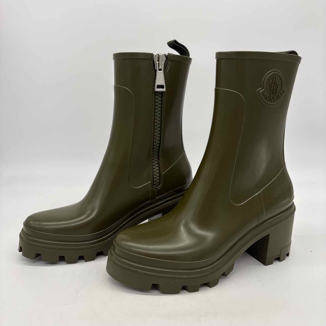 Moncler Size 37 Boots