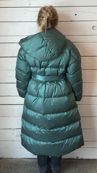 Lululemon Size 2 Athletic Jacket