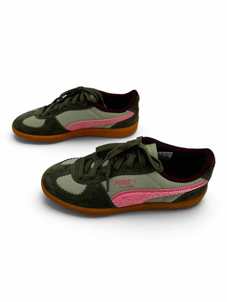 Puma Size 7.5 Sneakers