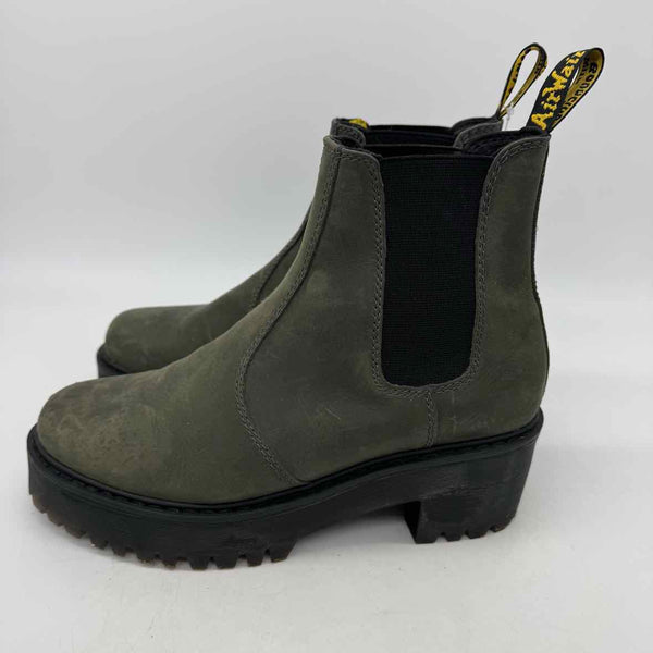 Dr. Martens Size 8 Boots