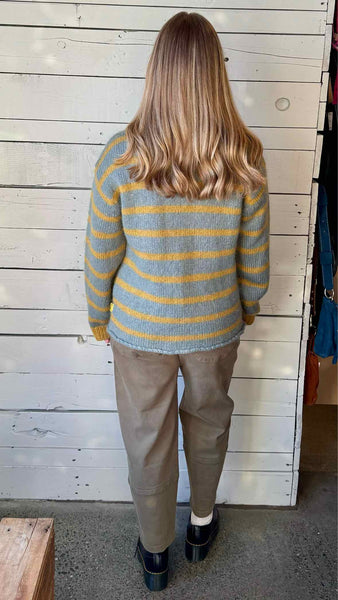 Dr. Martens Size Medium Sweater