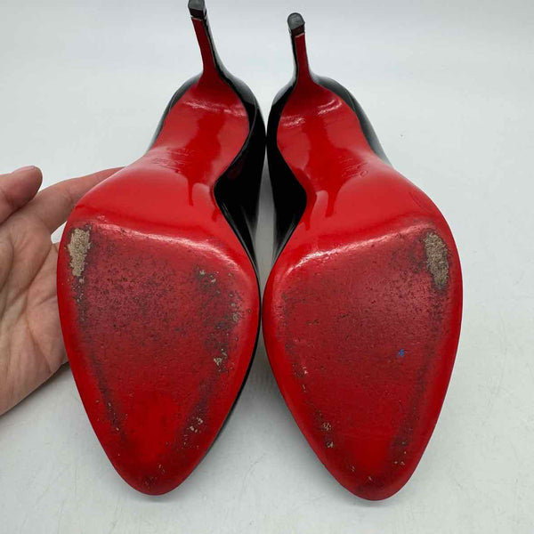 Christian Louboutin Size 38.5 Pumps