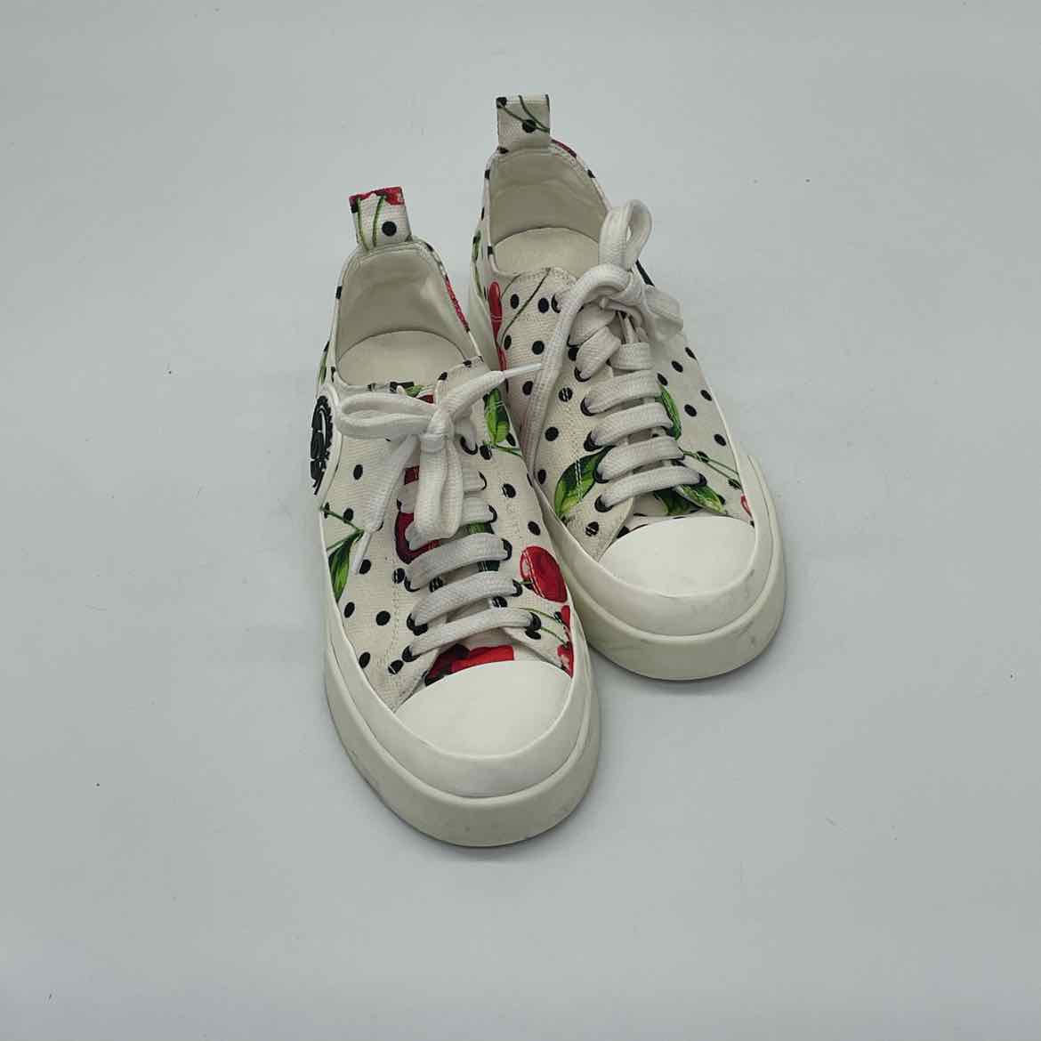 Dolce & Gabbana Size 36 Sneakers