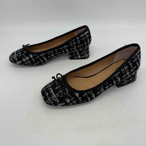 Me Too! Size 7 Pumps