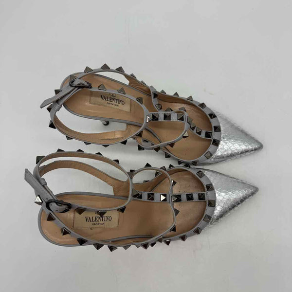 Valentino Size 39 Pumps