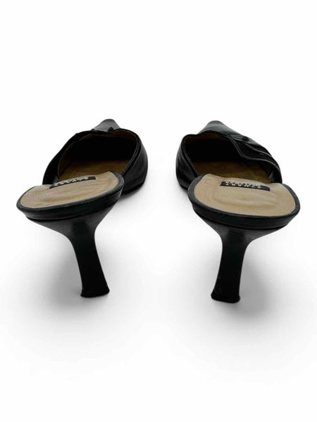 Stuart Weitzman Size 9.5 Pumps
