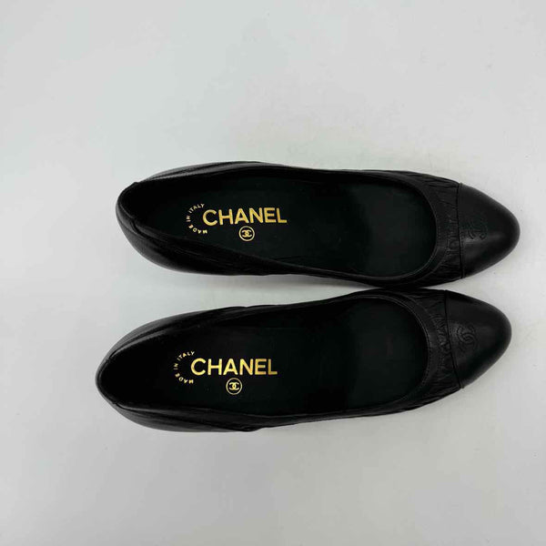 Chanel Size 39 Pumps