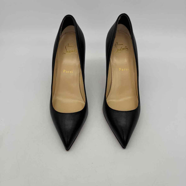 Christian Louboutin Size 38 Pumps