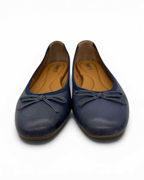 Born 7 Flats