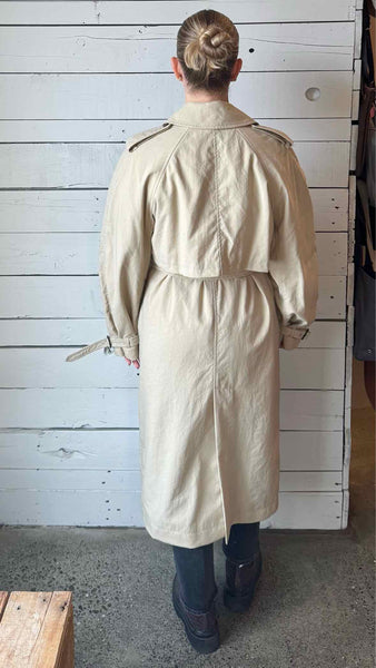 Closed Size Small Jacket