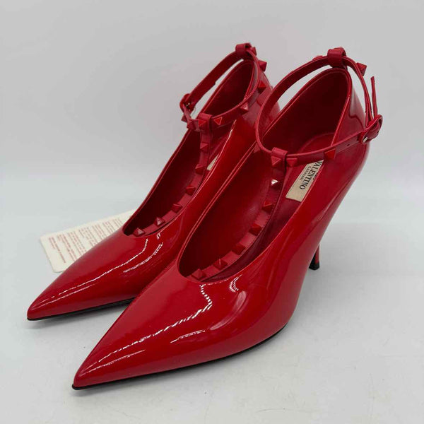 Valentino Size 40 Pumps