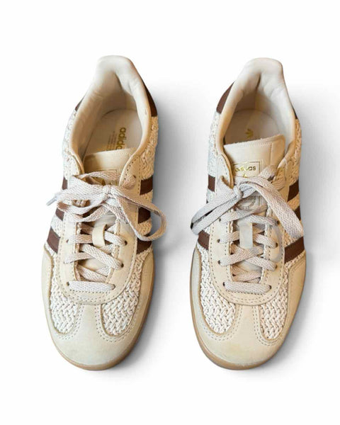 Adidas Size 7 Sneakers