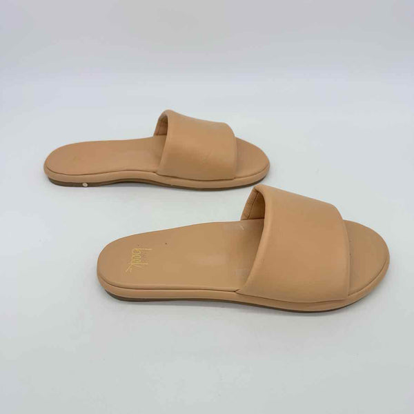 Beek Size 9 Sandals