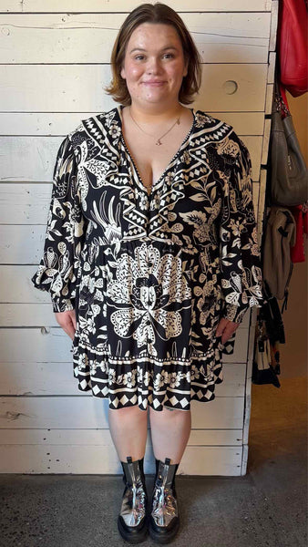 Farm Rio Size XL Dress
