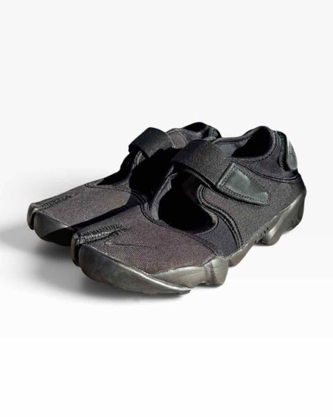 Nike 6 Sneakers