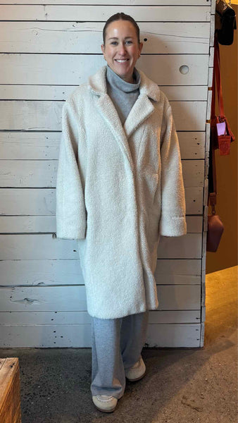 Lululemon Size 6 Coat