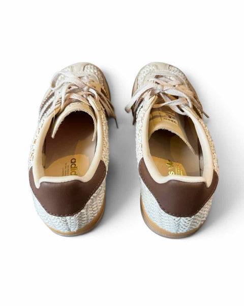 Adidas Size 7 Sneakers