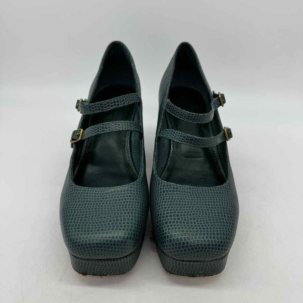 Charlotte Stone Size 9 Pumps