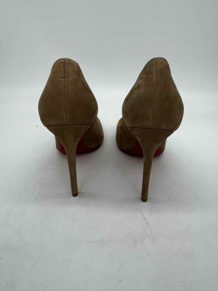 Christian Louboutin Size 36 Pumps
