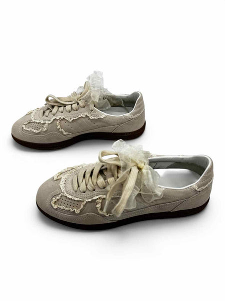 Alohas Size 38 Sneakers