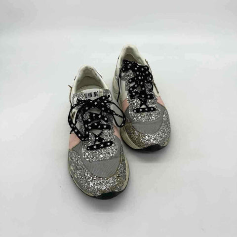 36 Golden Goose Sneakers