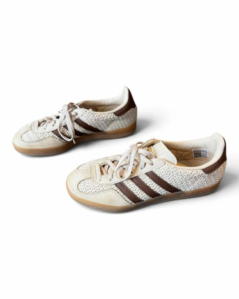 Adidas Size 7 Sneakers