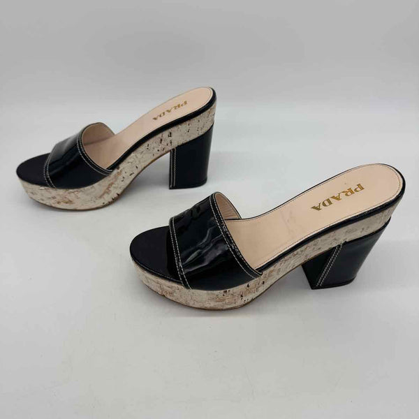 Prada Size 38 Pumps
