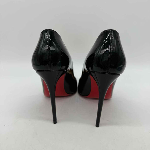 Christian Louboutin Size 38.5 Pumps
