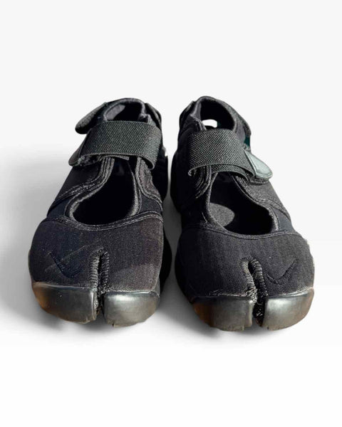 Nike 6 Sneakers