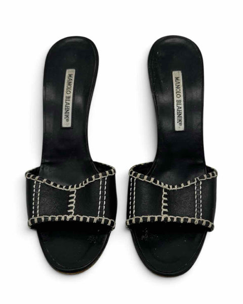 Manolo Blahnik Size 40 Pumps