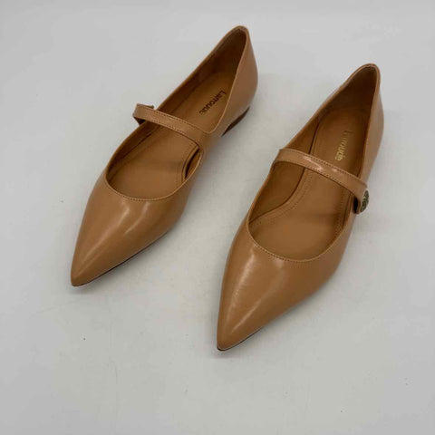 Larroude Size 7 Flats