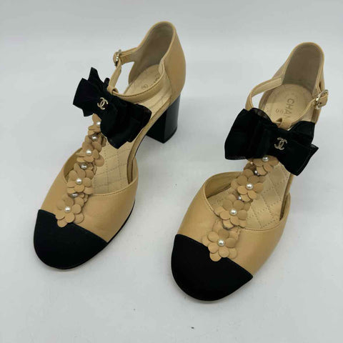 Chanel Size 36.5 Pumps