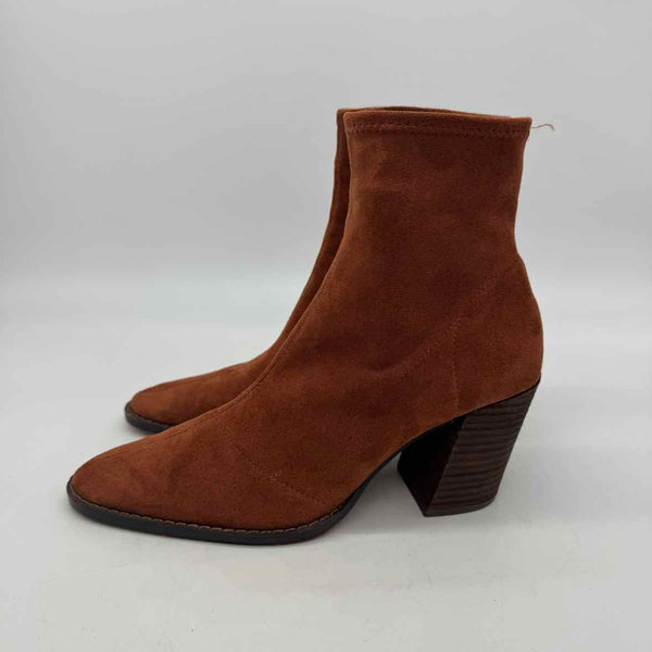 Saks 5th Avenue Size 8.5 Boots