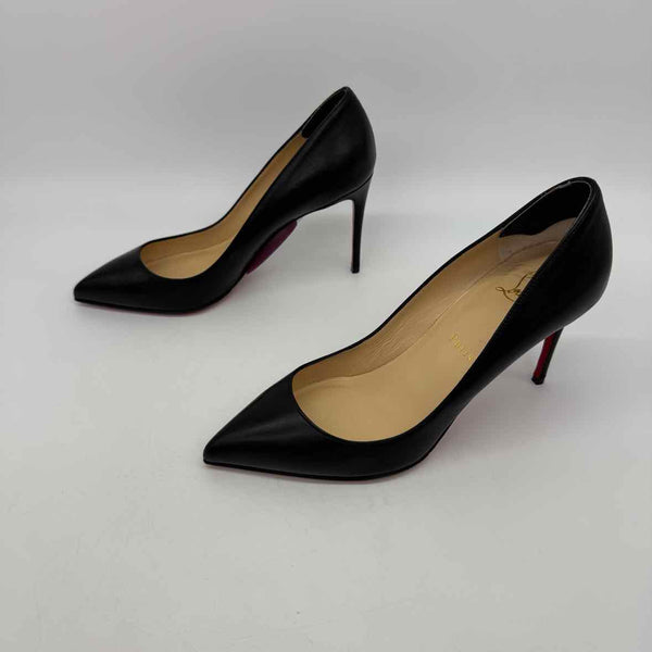 Christian Louboutin Size 38 Pumps