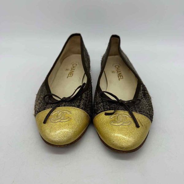 Chanel Size 39 Flats