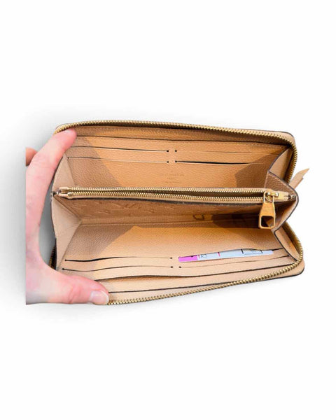 Louis Vuitton Wallet