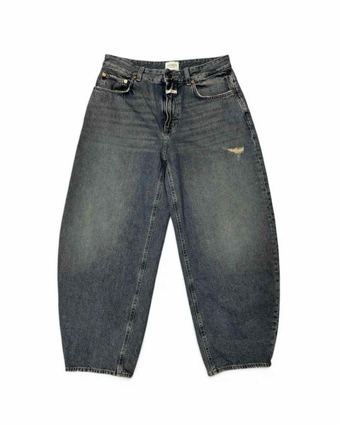 Closed Size 27 Jeans