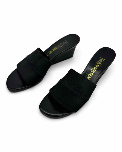 Yves Saint Laurent 37.5 Sandals