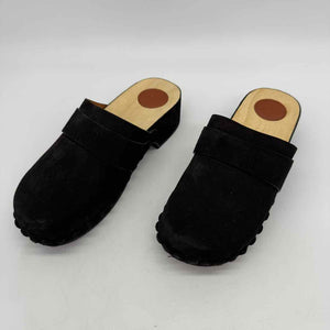 Chloe Size 38 Clogs