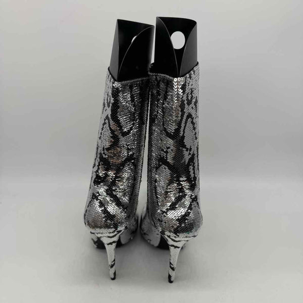 Balenciaga Size 39 Boots