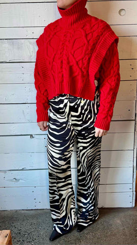 AKNVAS Size Small Sweater