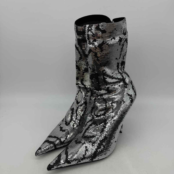 Balenciaga Size 39 Boots