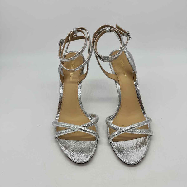 Veronica Beard Size 9 Pumps