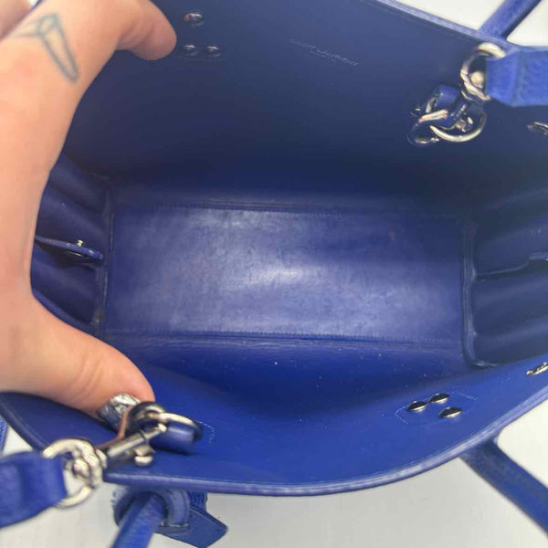 Yves Saint Laurent Handbag