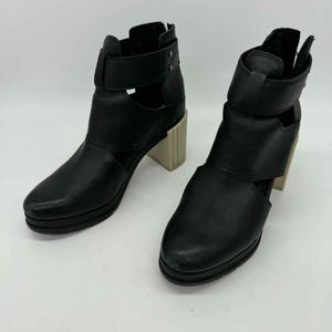 Sorel Size 10 Boots