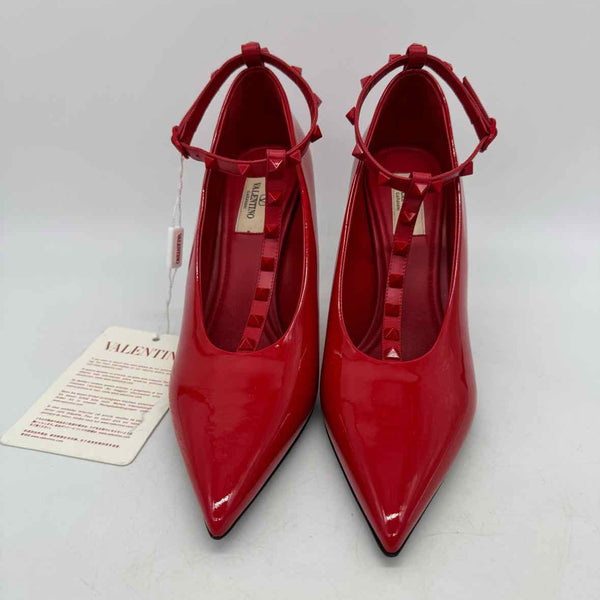 Valentino Size 40 Pumps
