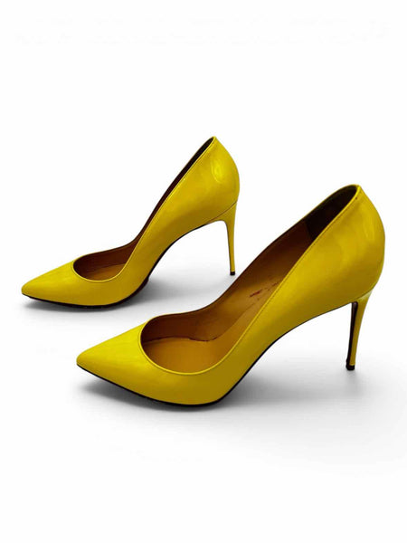 Christian Louboutin Size 40 Heels